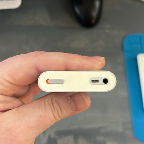 iPod Mini 2nd Gen 6GB - Picture 4 of 5